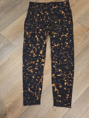 Sweaty Betty Black with Orange Print Jeggings